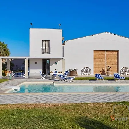 Jasper House Villa *